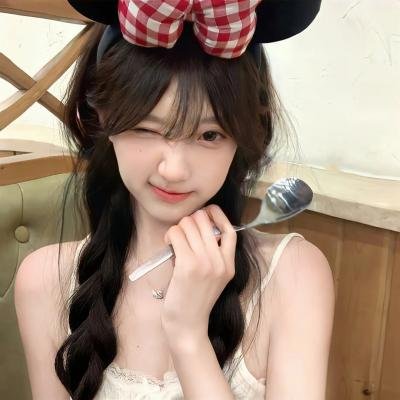 格雷戈里的女友